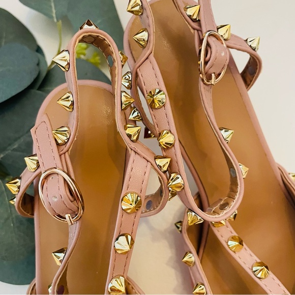 Rivet Studded Point Toe Heels - Picture 4 of 10